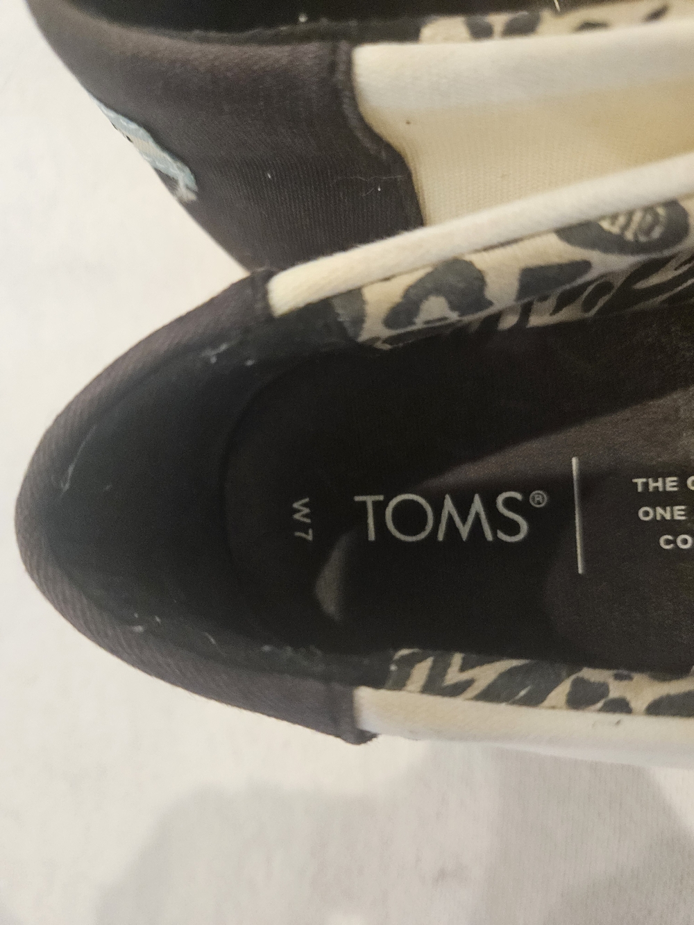 TOMS Women’s Two-Tone Espadrille Platform Slip-On - Black & White 7 - Picture 7 of 9